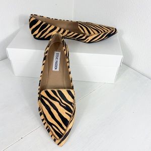 Steve Madden Tiger Featherl Loafer , Size 6.5 M